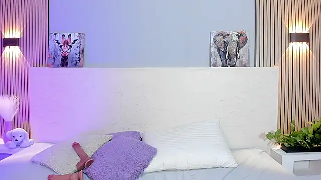 TianaGlow44 online show from February 21, 11:22 am