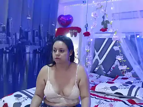 Snapshot of NicoleLerman chatting on October 8, 10:36 pm NicoleLerman online show from October 8, 10:36 pm