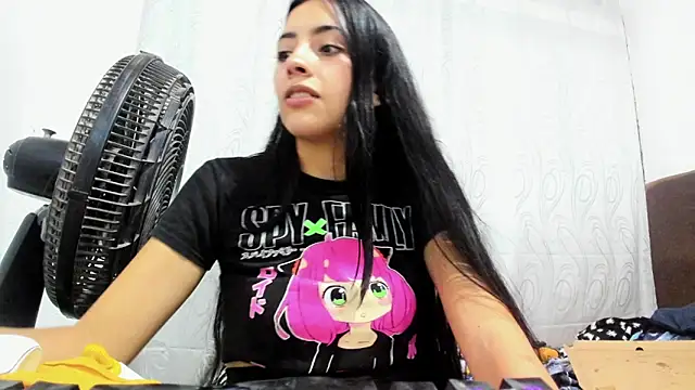 soffycarter1 online show from December 20, 1:31 am