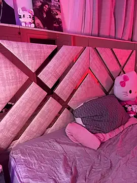 Kiity- online show from February 3, 6:40 am