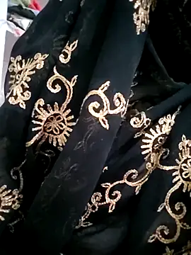 RAYI Queen 15 online show from November 30, 4:11 pm