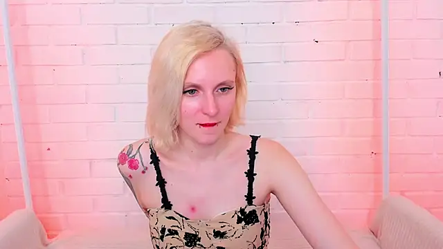 LikiLips online show from February 18, 1:27 am