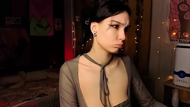 Aurisinst online show from February 6, 8:45 pm