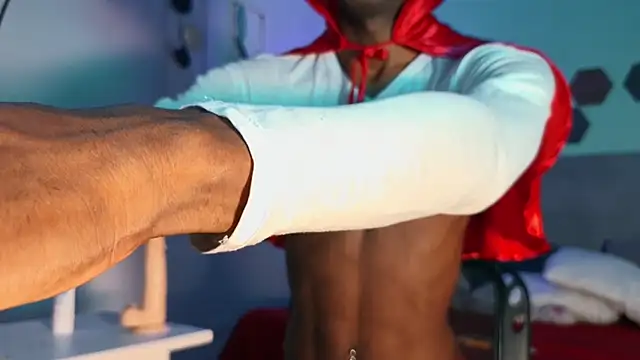 Darkcandyboy online show from October 8, 12:42 pm