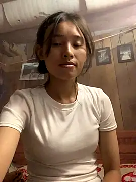 Han-han123 online show from October 31, 6:15 am