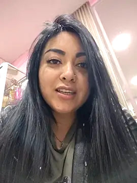 Victoria Jonhss online show from October 27, 11:32 pm