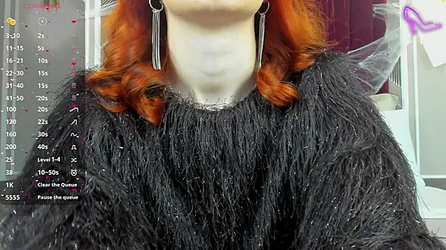 ClaireMathis online show from October 31, 1:37 pm