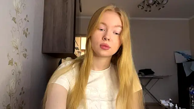 RaguelNicksons online show from October 22, 9:14 am