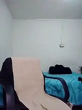 AndreaMooure  online show from November 21, 11:34 am