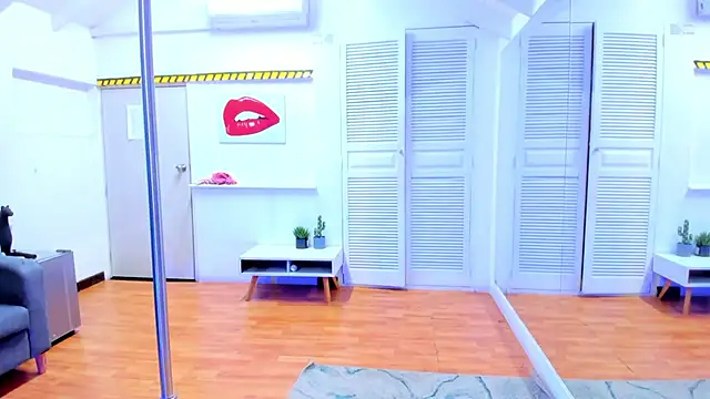 Brianna Maya online show from March 27, 12:23 am