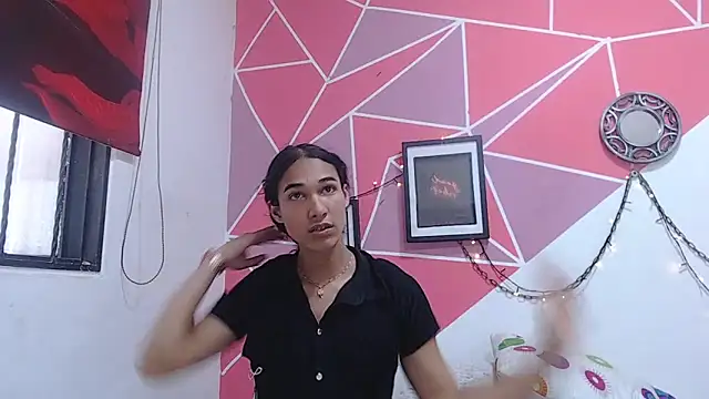 Tifany Adams online show from November 20, 8:32 pm