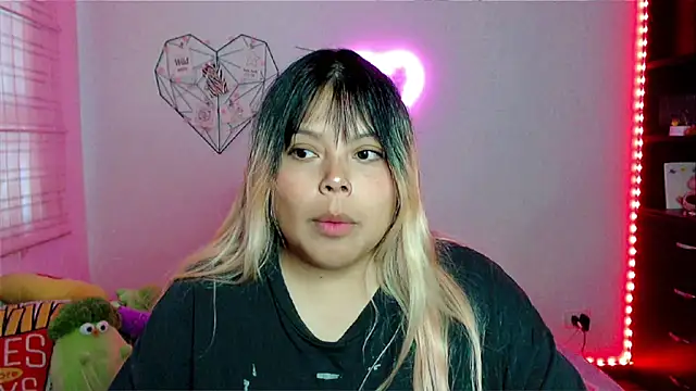 EllieMoonX online show from February 19, 10:52 pm