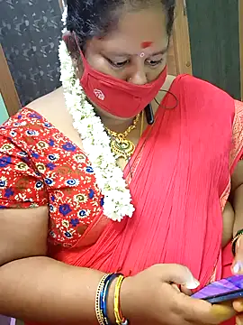 Snapshot of sweetrevathi chatting on October 19, 6:32 pm sweetrevathi online show from October 19, 6:32 pm