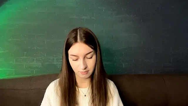 LingNikkel online show from October 30, 10:16 am