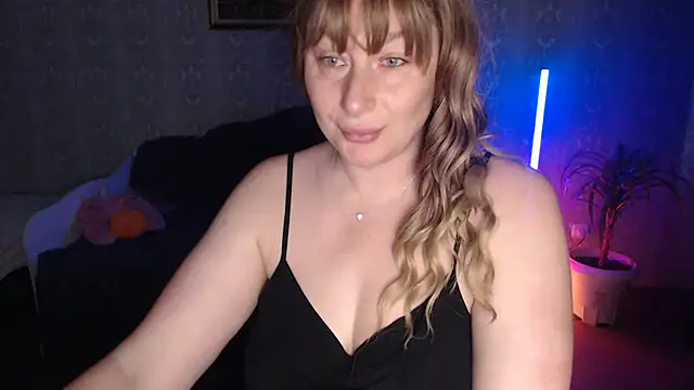 Yummy Gloria online show from November 20, 6:47 am