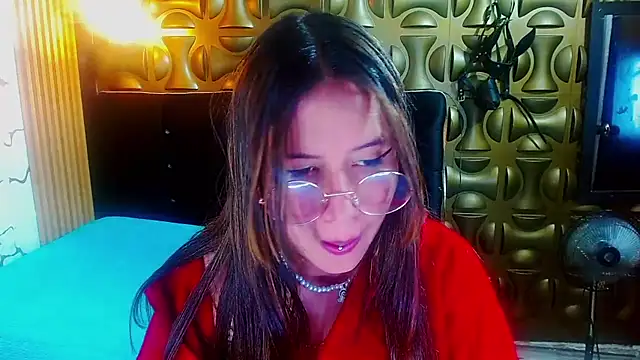 tinibunny online show from November 24, 8:22 pm