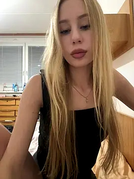 JudithCarly online show from November 25, 8:42 pm