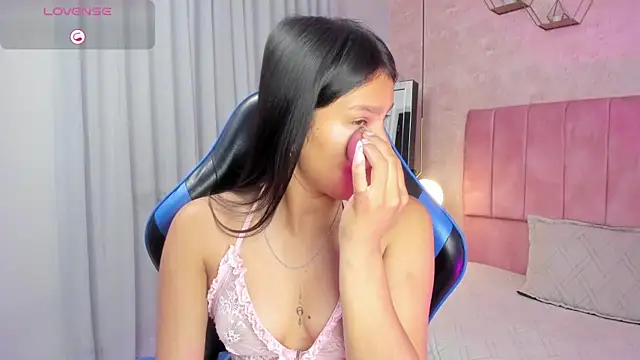 MAGIC KAORI online show from June 26, 1:12 pm