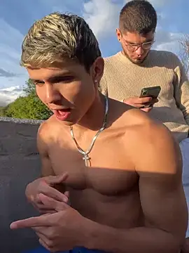 mirallesandbig online show from November 2, 10:02 pm