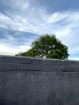 mirallesandbig online show from October 28, 9:52 pm