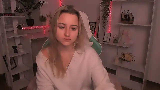 Lulu   Moon online show from November 27, 6:38 am