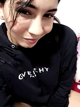 sophia salazar18 online show from October 30, 9:38 pm