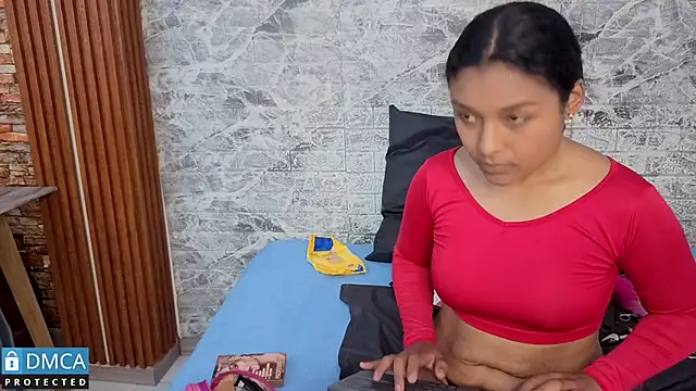 taylorexotic online show from December 1, 7:38 pm