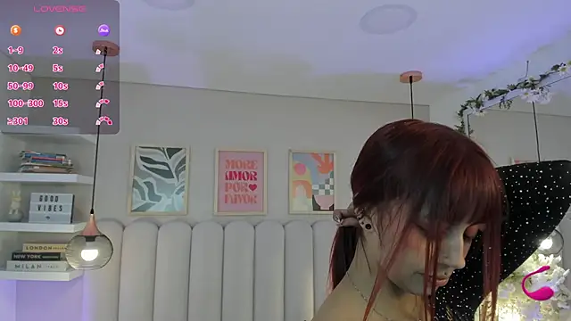 Isabella  gonzalez  online show from November 12, 3:26 am