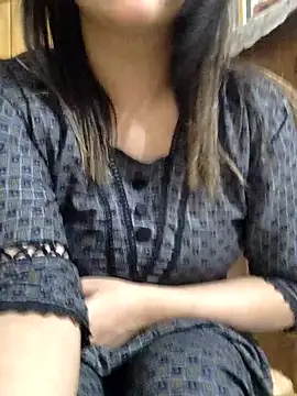 Tanha18 online show from November 17, 8:09 pm