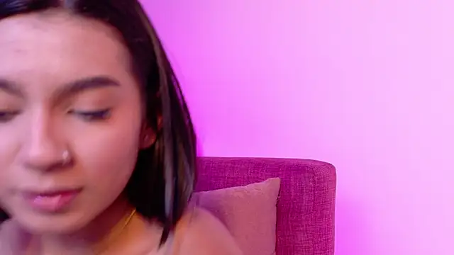 AlyssaRay online show from January 18, 7:54 pm