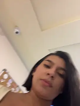 AlyssaRay online show from February 19, 6:18 pm