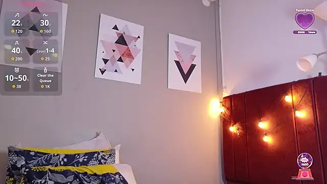 chubbykinkyygirl online show from February 12, 1:24 pm