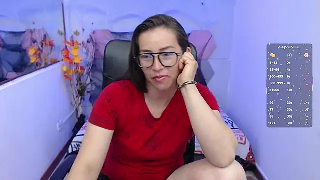 Lui Fer01 online show from October 27, 11:50 am