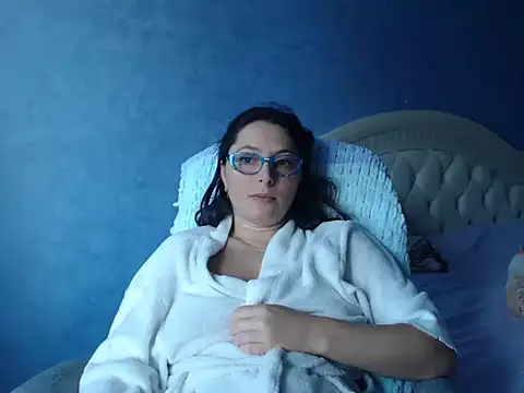 LuckyLisa23 online show from October 20, 11:24 am