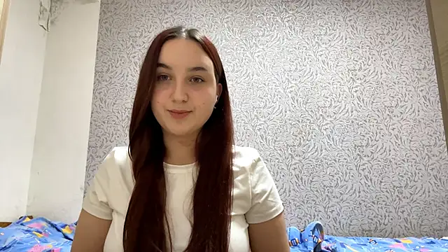 Snapshot of DaisyMolly chatting on October 21, 7:40 pm DaisyMolly online show from October 21, 7:40 pm