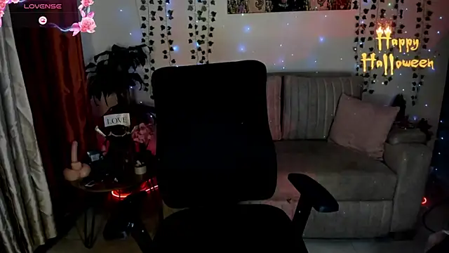 Lizz martins online show from October 31, 2:46 am