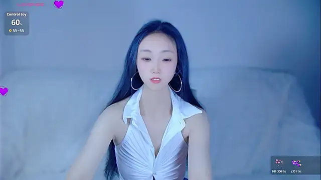 hyp0crite online show from April 24, 3:04 pm