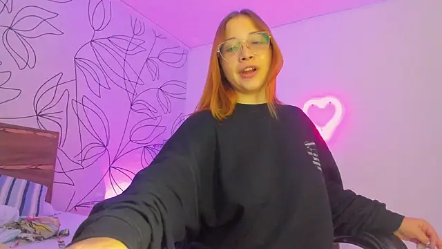 merida 06 online show from October 28, 3:45 am