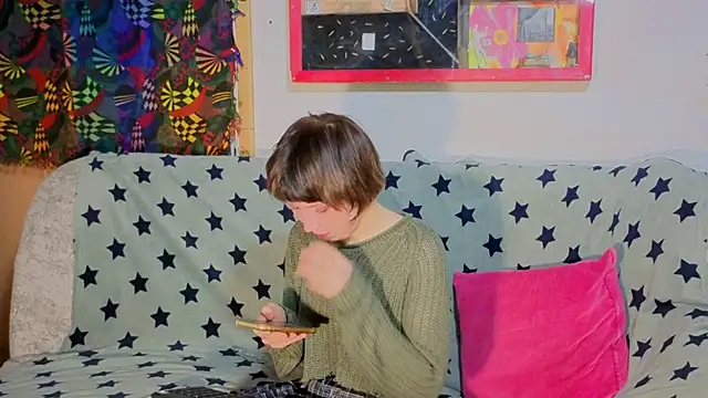 ReincarnatedAngel online show from October 20, 7:28 pm