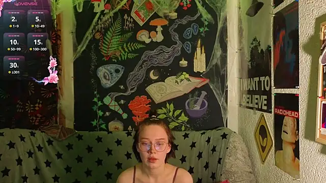 ReincarnatedAngel online show from November 27, 8:56 pm