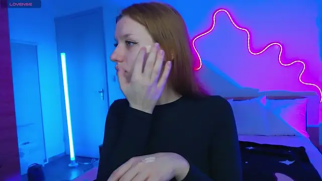 MeganNewCat online show from November 23, 1:35 pm