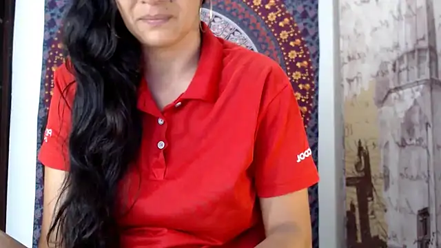 Lucyy Naugthy online show from February 17, 1:27 am