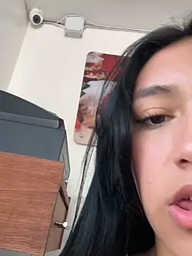 Nahomy cute1 online show from November 4, 3:28 pm