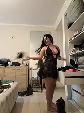 GODDESS zyrene online show from December 4, 6:19 pm