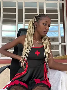 NyahHeat online show from March 7, 9:05 am