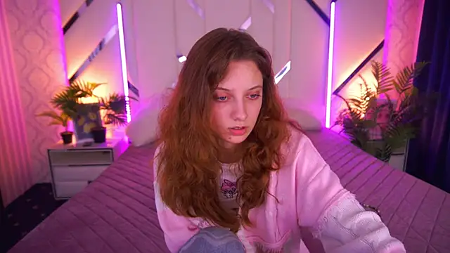 CuteeFoxy online show from November 27, 2:42 pm