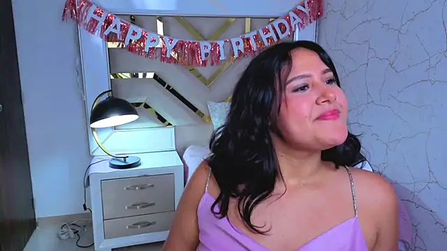 luna jonezz online show from November 29, 11:14 am