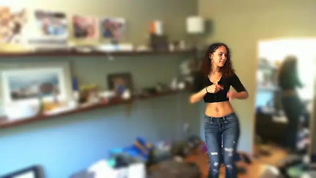 Snapshot of ravensoto chatting on October 14, 5:37 pm ravensoto online show from October 14, 5:37 pm