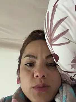 BrendaOspina online show from October 21, 9:08 pm