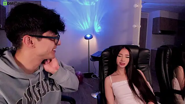 Mikeyvioleta  online show from February 20, 9:44 am